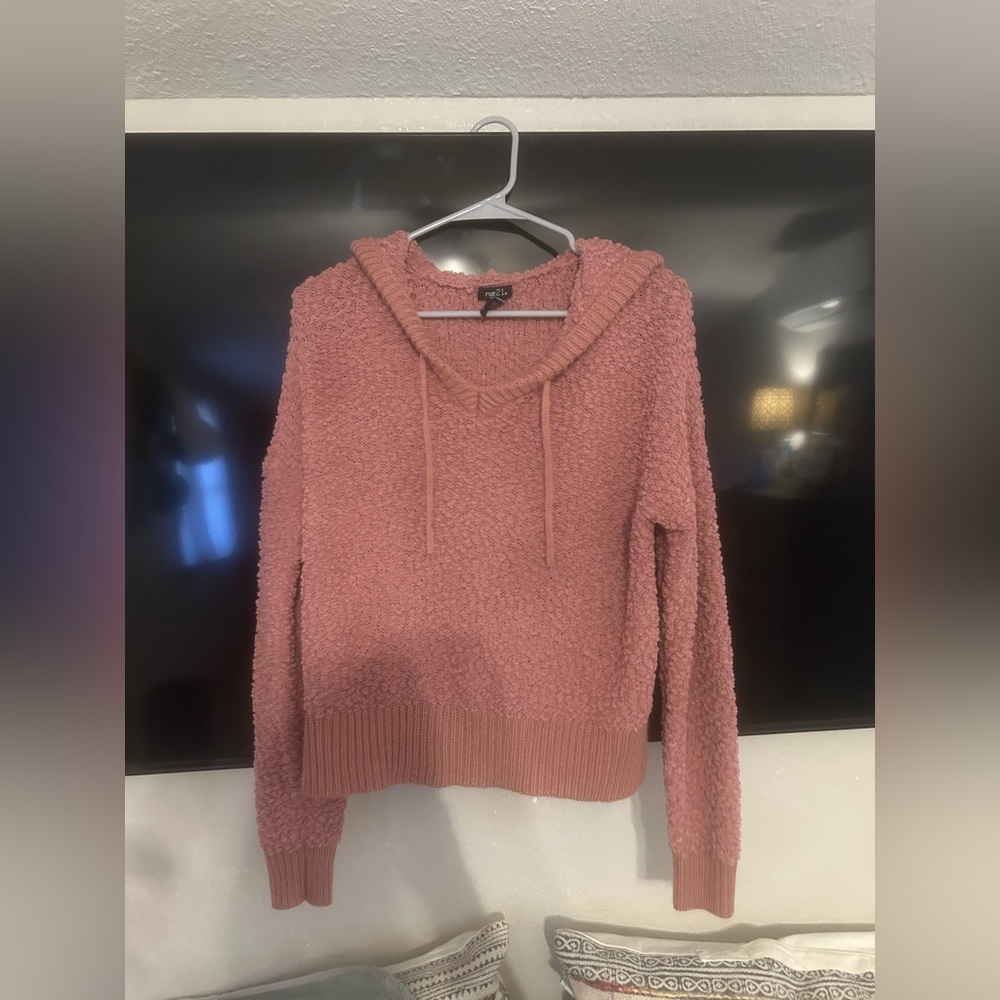 rose pink sweater/hoodie